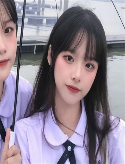 《双脚离地的神秘女人#卡门线》奖项分析：获奖情况与专业认可度评价