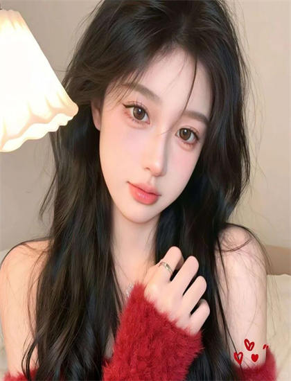 表演艺术咬屁股虫2：探索群像表演的整体效果与个体特色 感受表演的情感力量